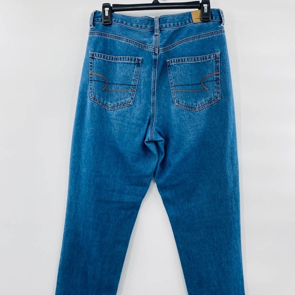 American Eagle Mom Jean Relaxed fit High Waisted Casual Denim Medium Wash Sz 6 - Picture 11 of 13